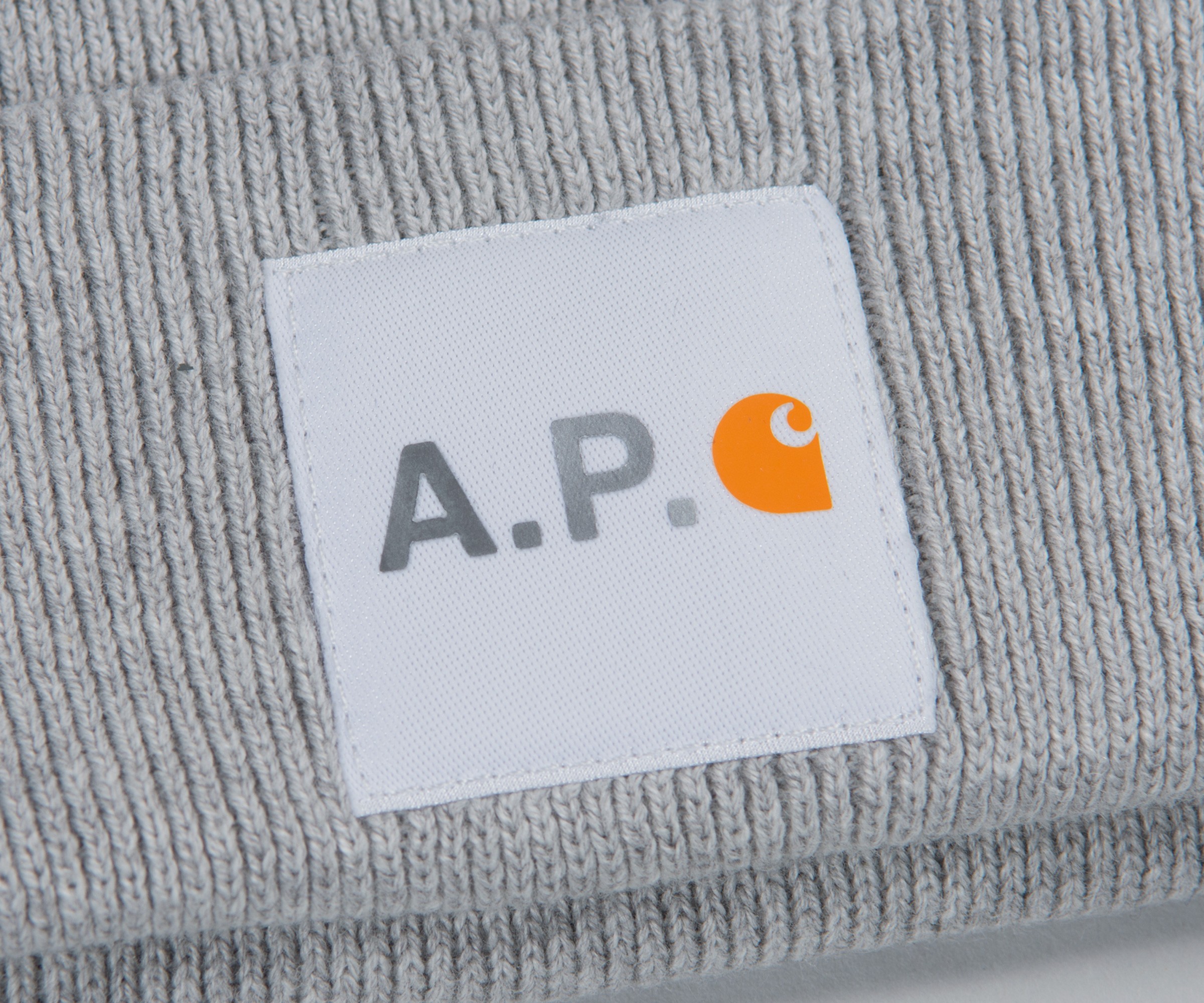 Apc x hot sale carhartt beanie