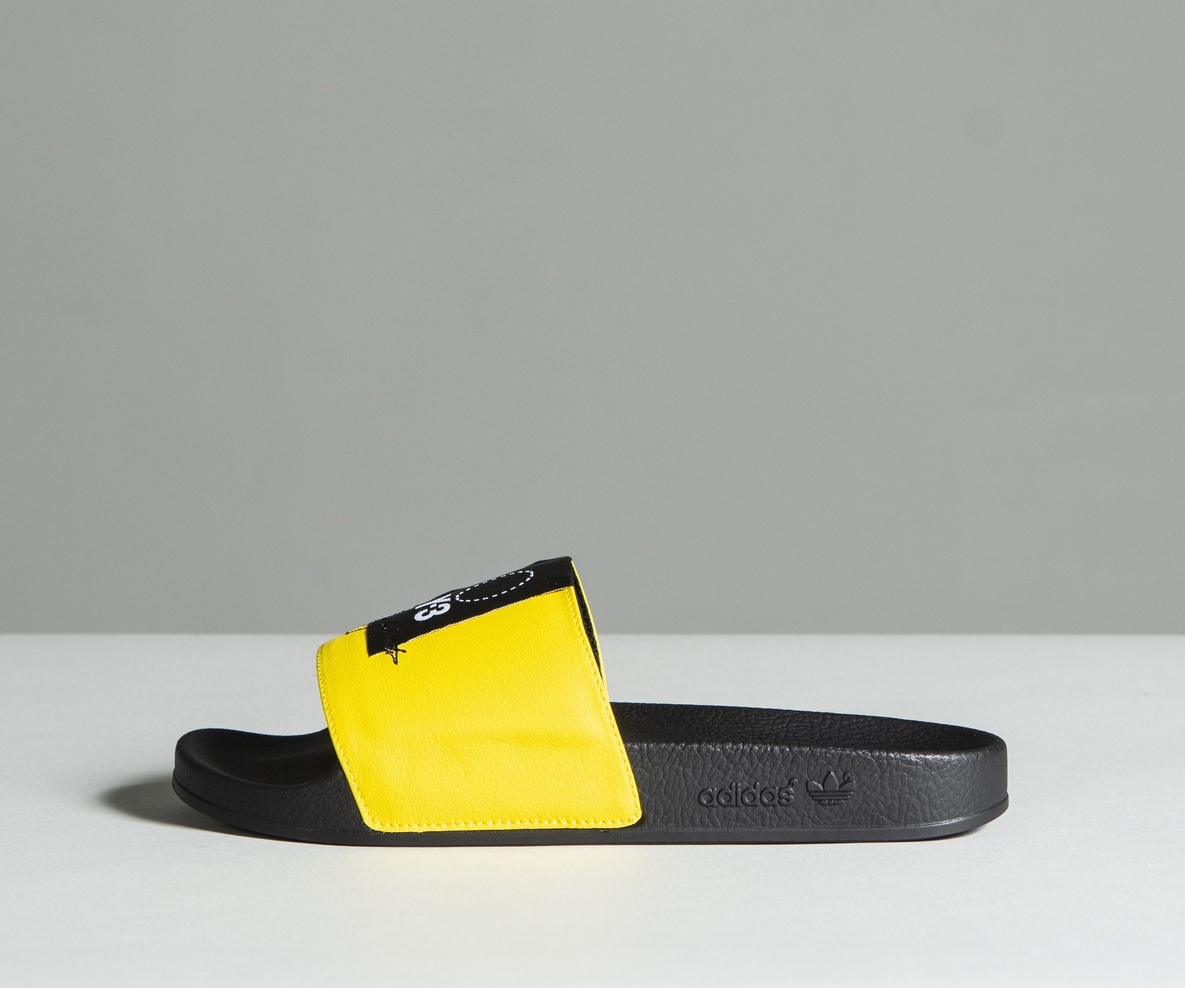 Y-3 'Adilette' Sliders Yellow/Black