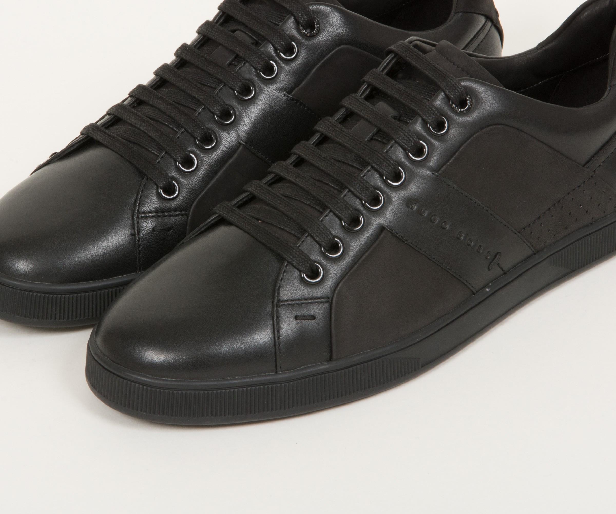 Hugo Boss 'Acros' Leather Sneakers With Textile Inserts Black (Minor Damage)